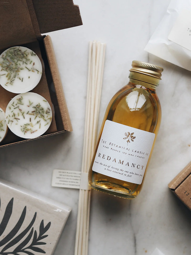 Reed Diffuser 100ml with Presentation Box - R E D A M A N C Y - Essent ...