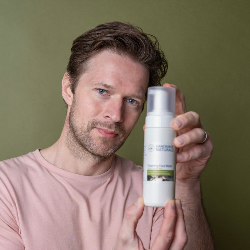Natural ANTIBACTERIAL FOAMING FACE WASH with Organic Aloe Vera, Lemon & Manuka - SLS & Paraben Free